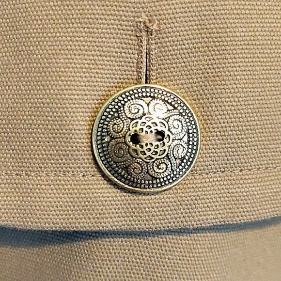 Kristian Alfonso NWOT's Women's Peacoat with Gold Button Accents Sz Med - Picture 3 of 9